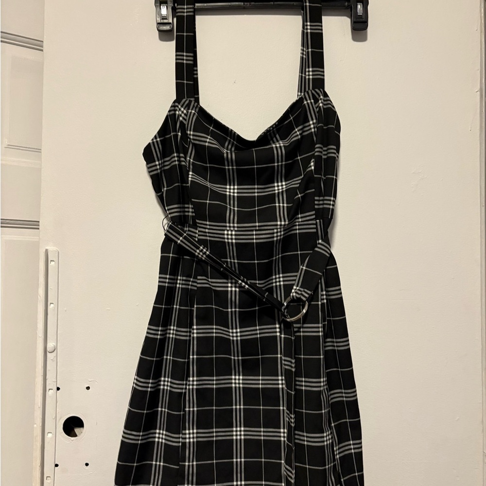 Divided Black and White Sleeveless Sundress